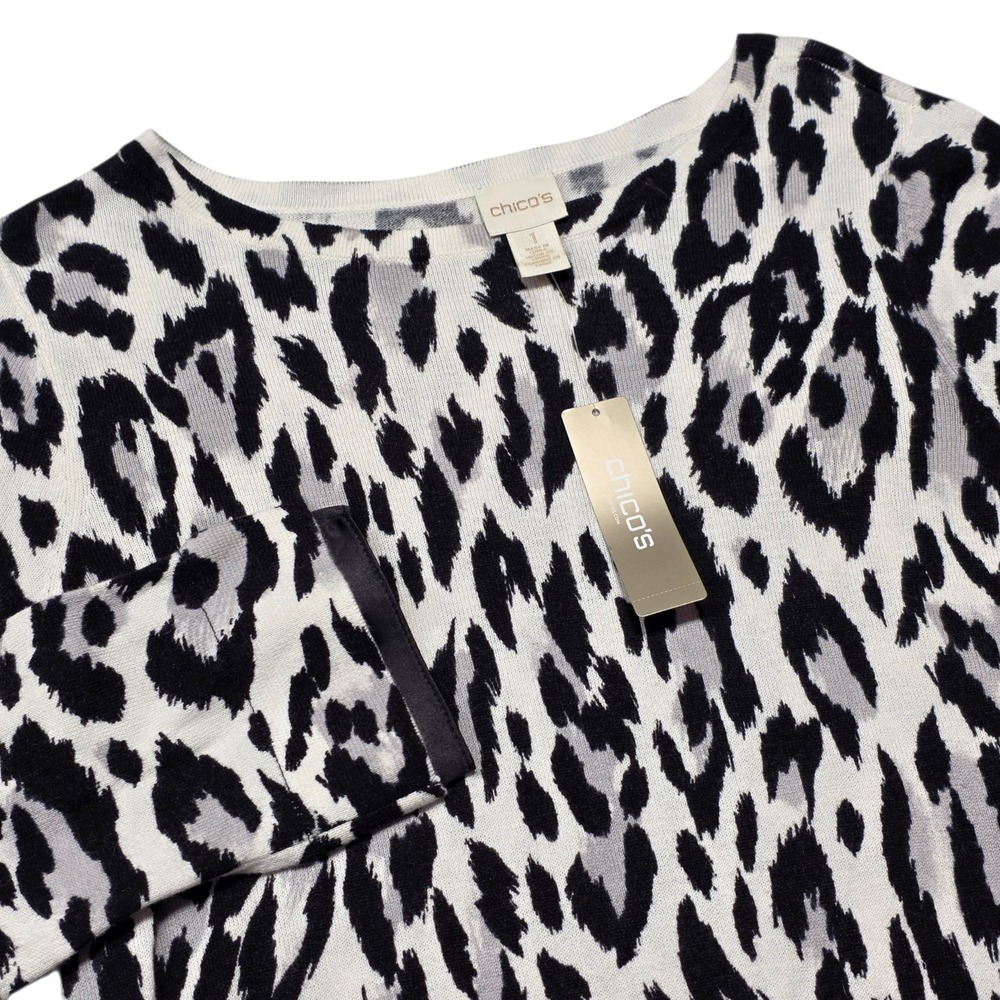 Chico's Snow Leopard Print Woven Trim‎ Pullover Women 1 M Gray Black Animal Knit